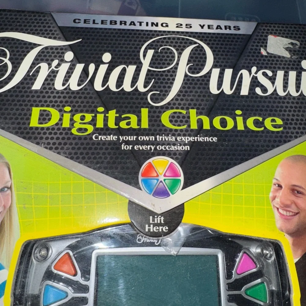 Trivial Pursuit Digital Choice Adult Board Game Hasbro Electronic USB 2-36 Playe